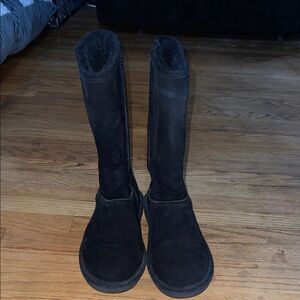 BearPaw Black Winter Boots